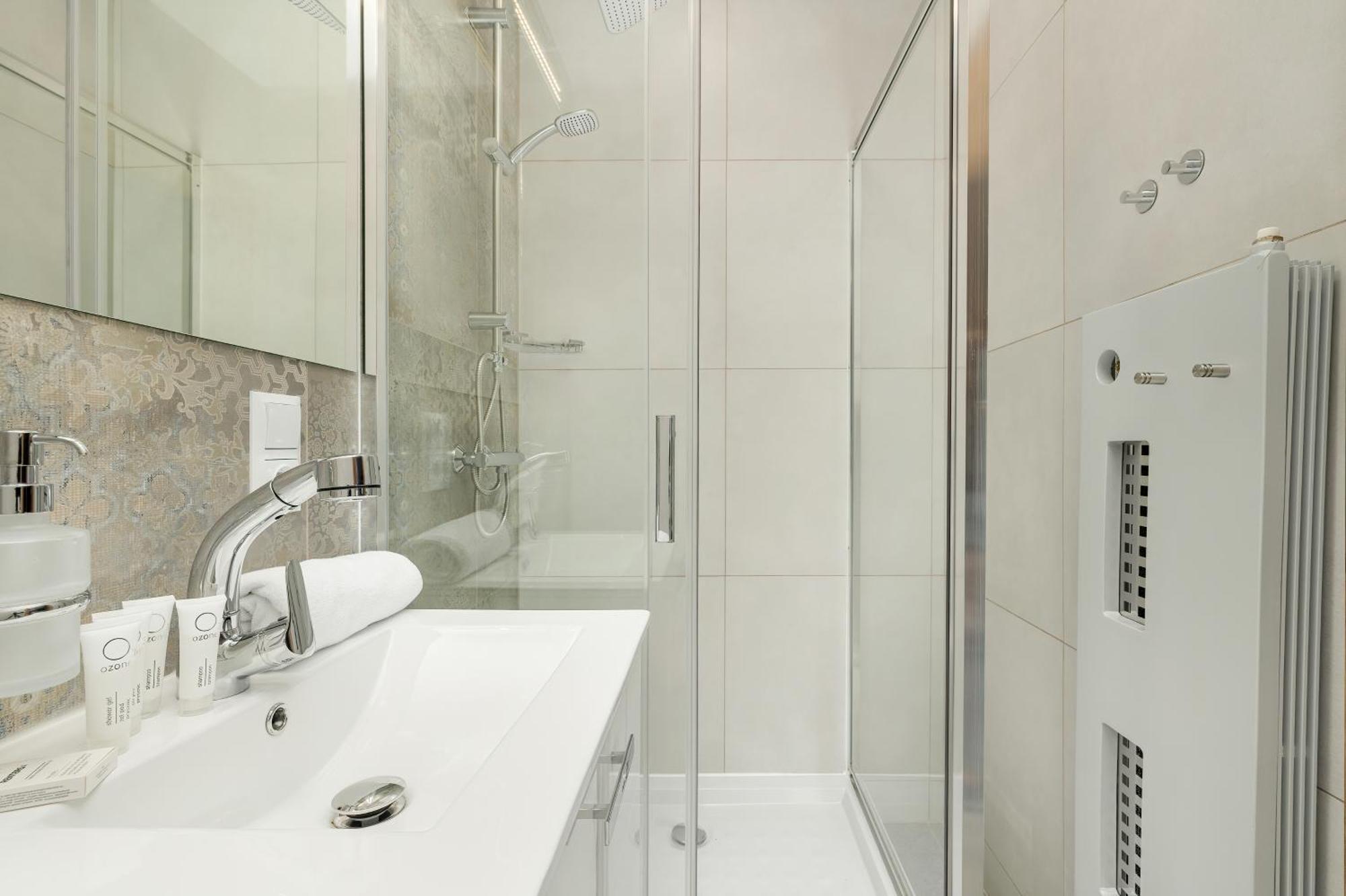 Nowoczesne I Stylowe Apartamenty W Centrum Bytomia Blisko Rynku By Noclegi Renters Экстерьер фото