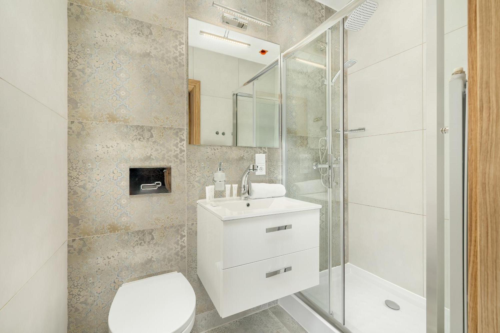 Nowoczesne I Stylowe Apartamenty W Centrum Bytomia Blisko Rynku By Noclegi Renters Экстерьер фото